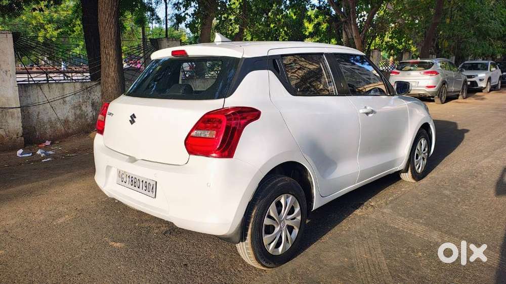 Maruti Suzuki Swift Vxi Optional, 2022, Petrol