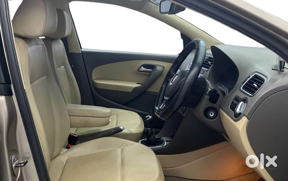 Volkswagen Vento 2013-2015 1.6 Highline, 2015, Petrol