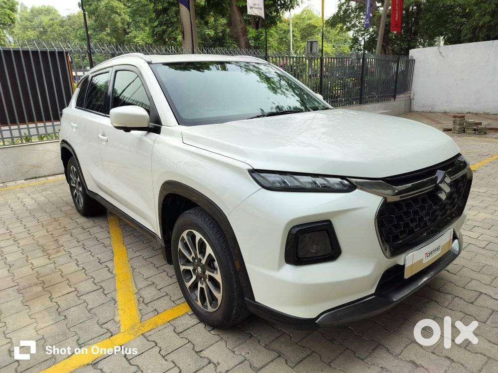 Maruti Suzuki Grand Vitara 1.5 Alpha Plus Intelligent Hybrid Ecvt, 2..