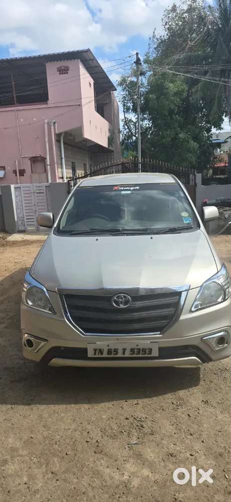 Toyota Innova 2014 Diesel 160000 Km Driven