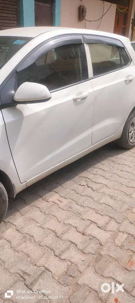 Hyundai Grand I10 2016 Year Car