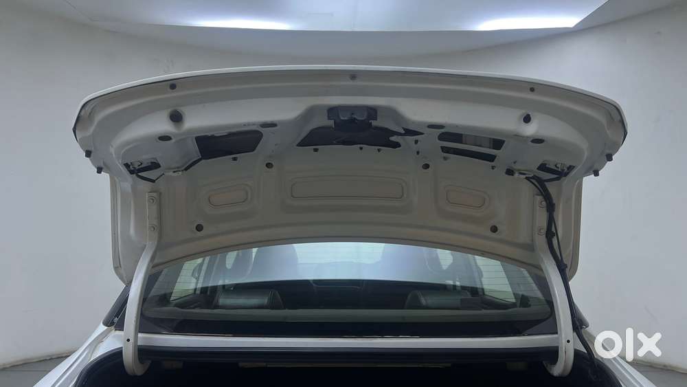 Hyundai Aura 1.0 Sx Plus Petrol, 2020, Petrol
