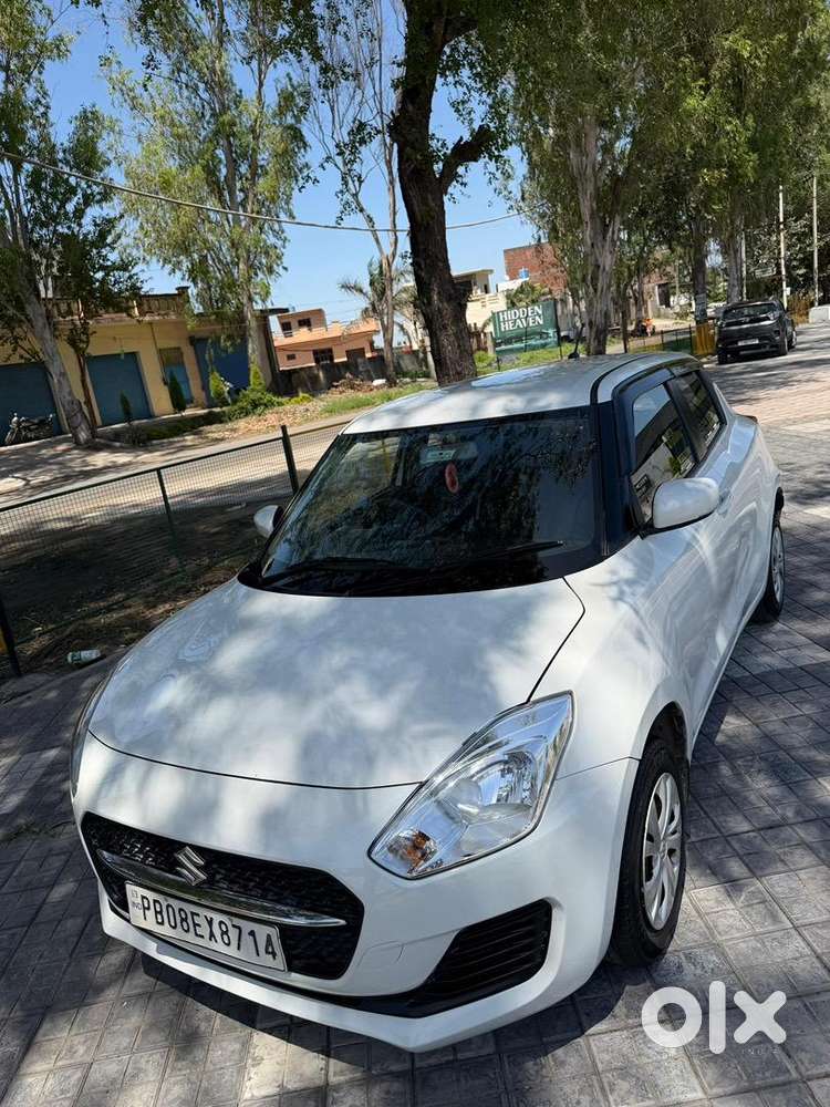 Maruti Suzuki Swift 2022 Petrol 75000 Km Driven
