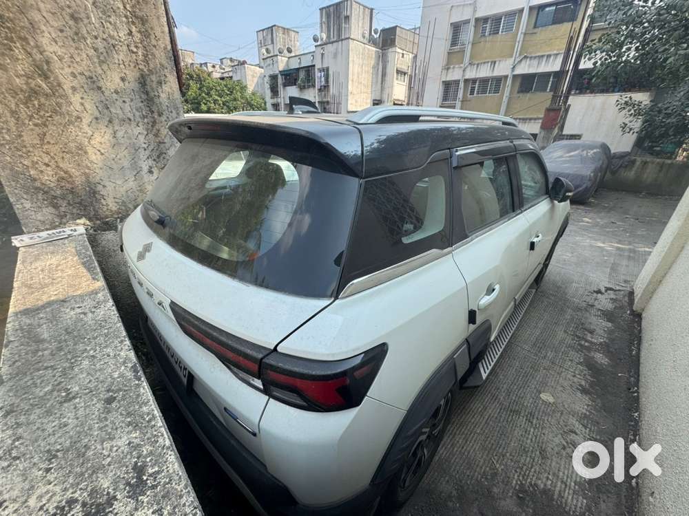 Maruti Brezza Zxi 2025