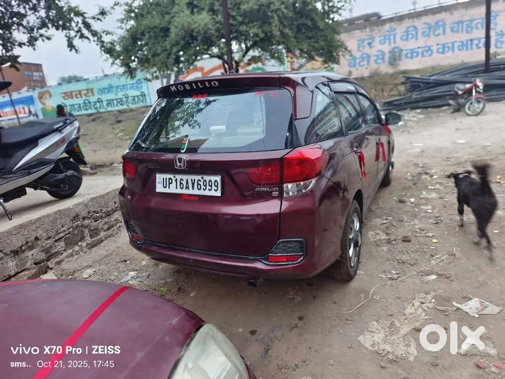 Honda Mobilio 2015 Diesel Well Maintained 25-30ka Mileage