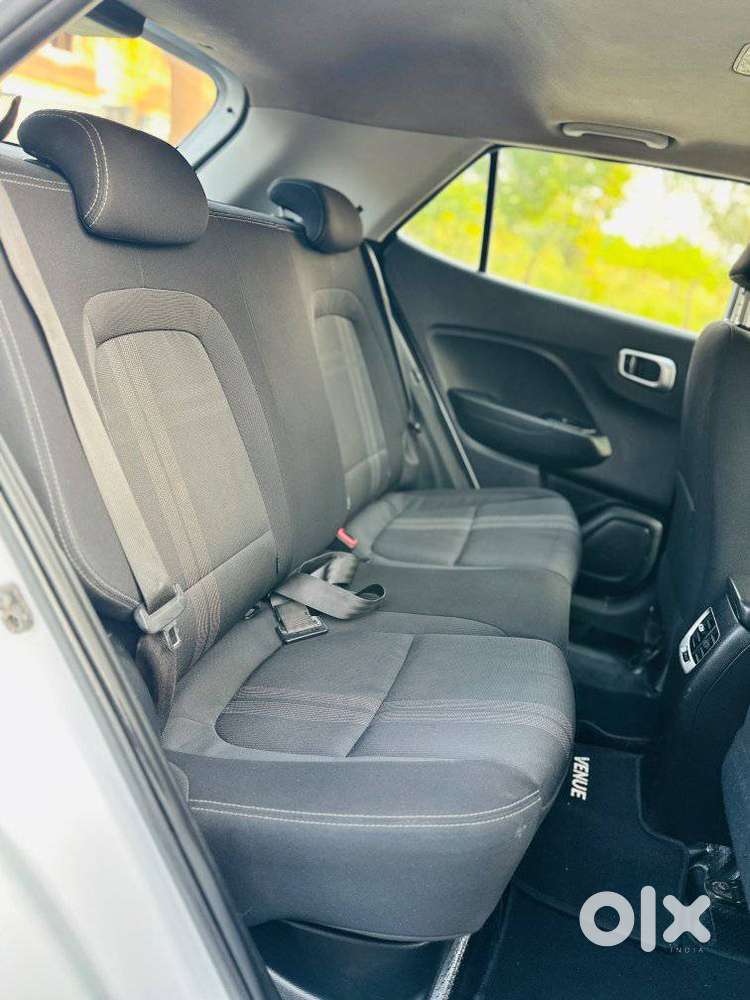 Hyundai Venue 1.0 Sx Turbo Imt, 2021, Petrol