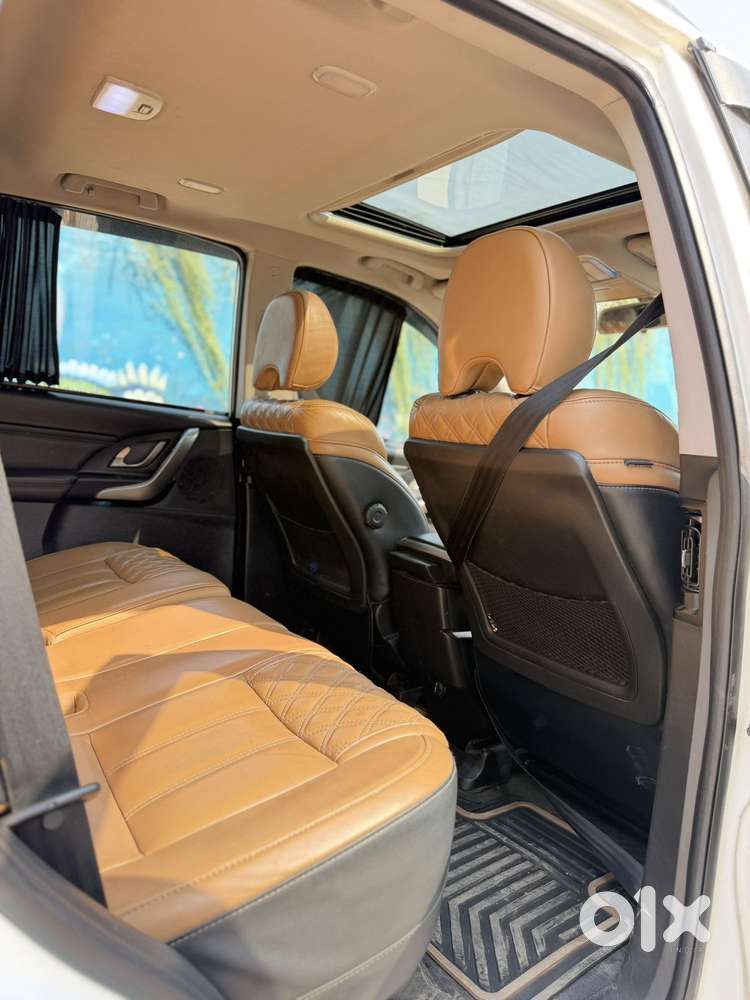 Mahindra Xuv500 W11 Option, 2020, Diesel