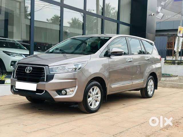 Toyota Innova Crysta 2023