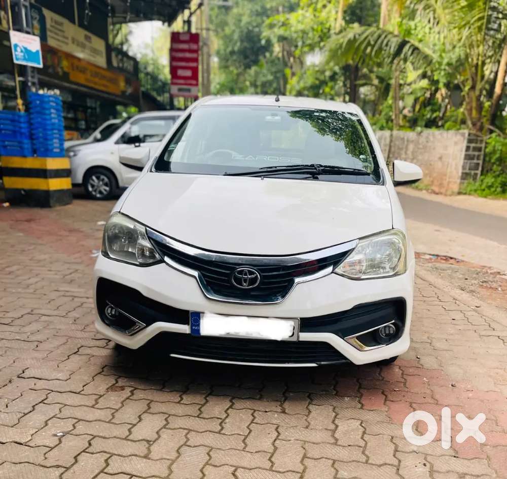 Toyota Etios Liva 2015