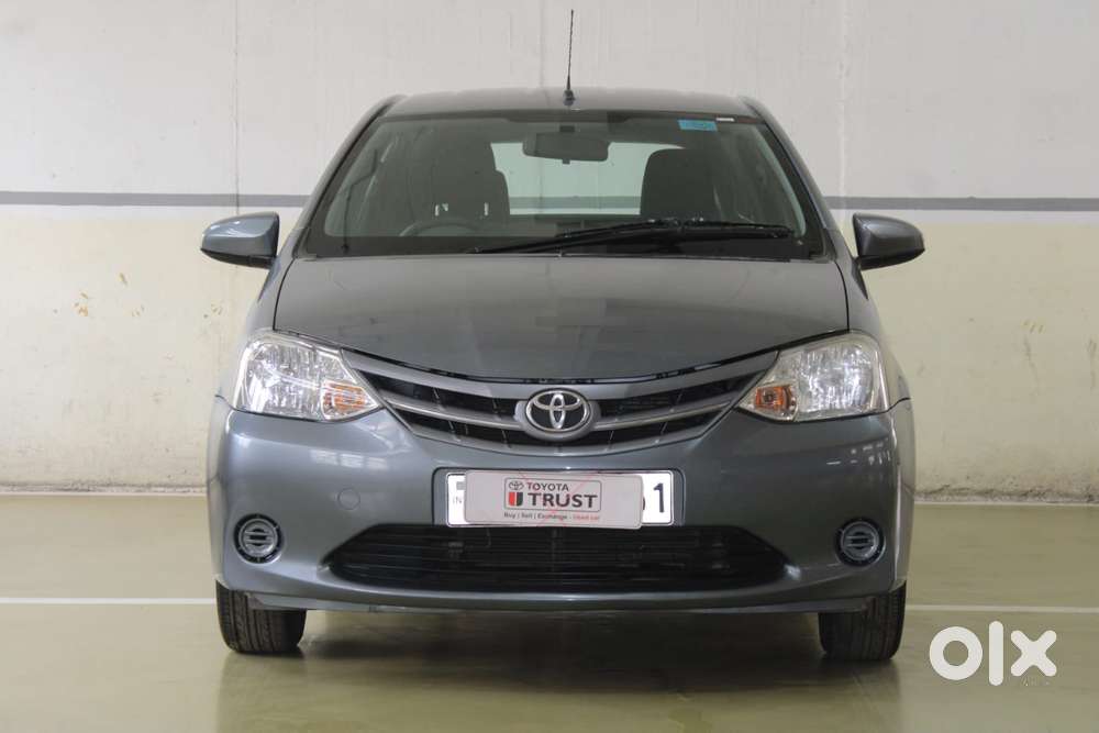 Toyota Etios Liva 2013-2014 G, 2013, Petrol