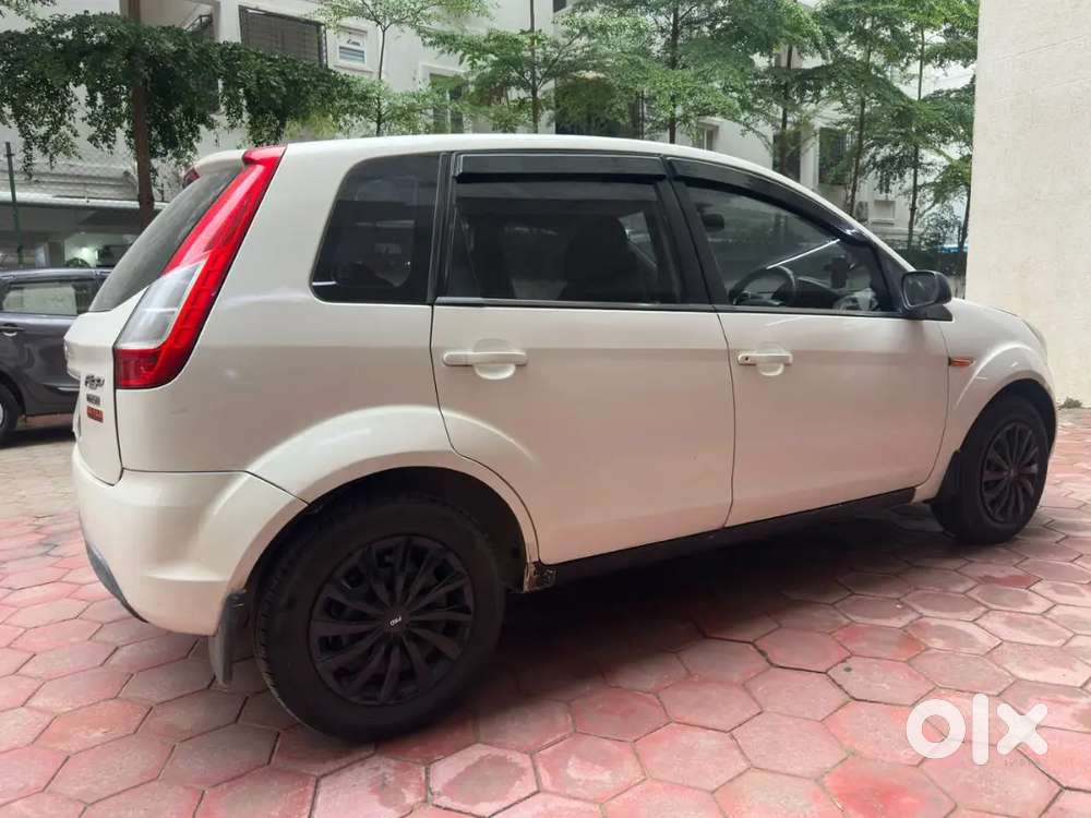 Ford Figo Diesel Zxi 2014