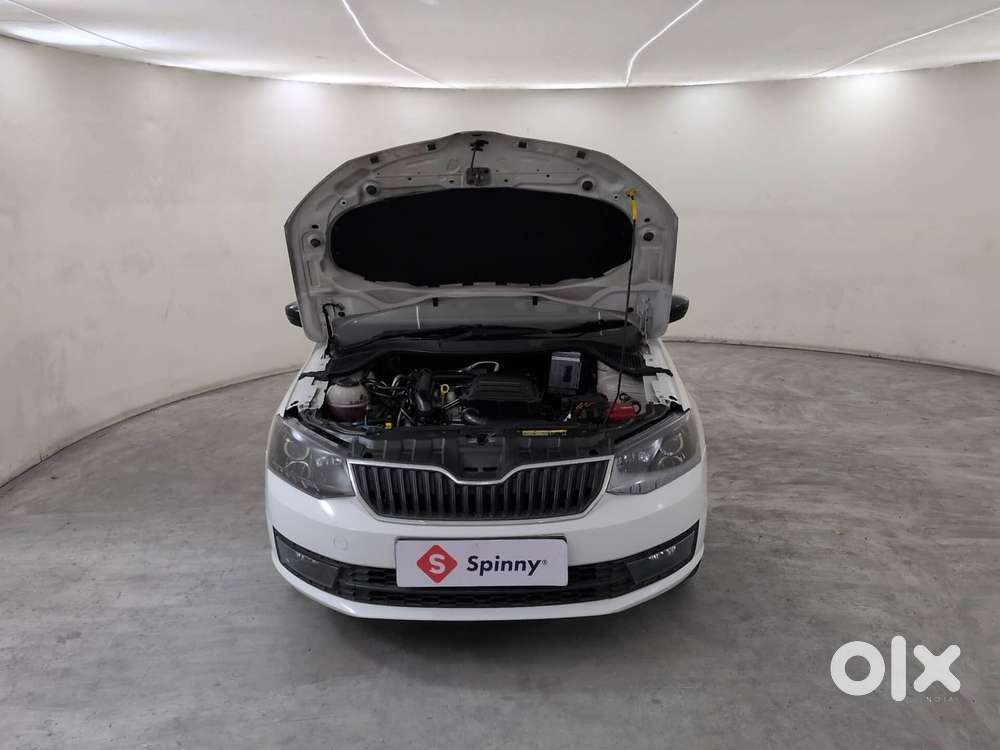 Skoda Rapid 1.0 Ambition Tsi At, 2021, Petrol