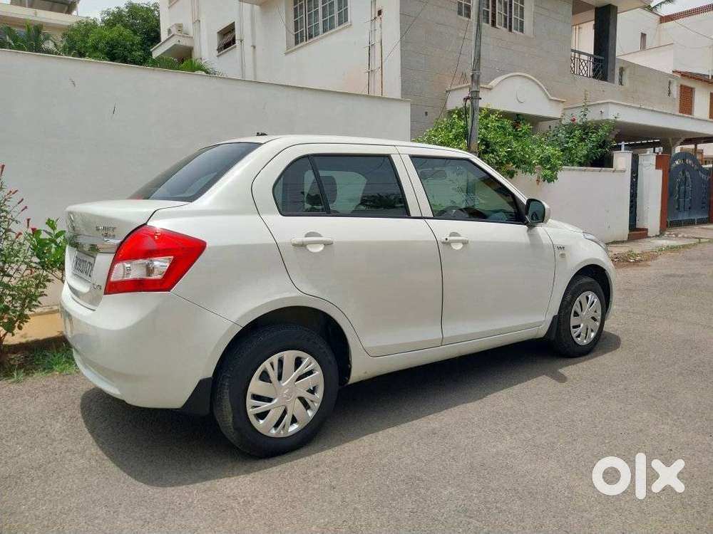 Maruti Suzuki Swift Dzire 1.2 Lxi Bsiv, 2016, Petrol