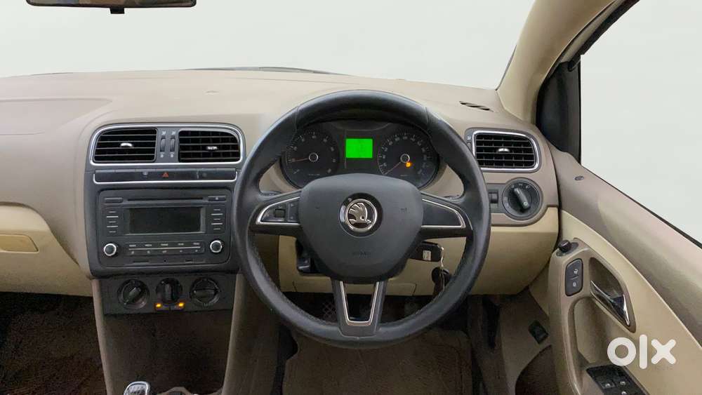 Skoda Rapid 1.6 Ambition Plus Mpi, 2014, Petrol