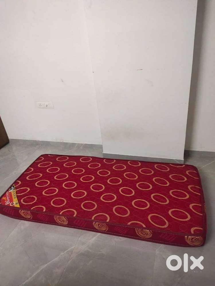 Single bed Mattress for sale