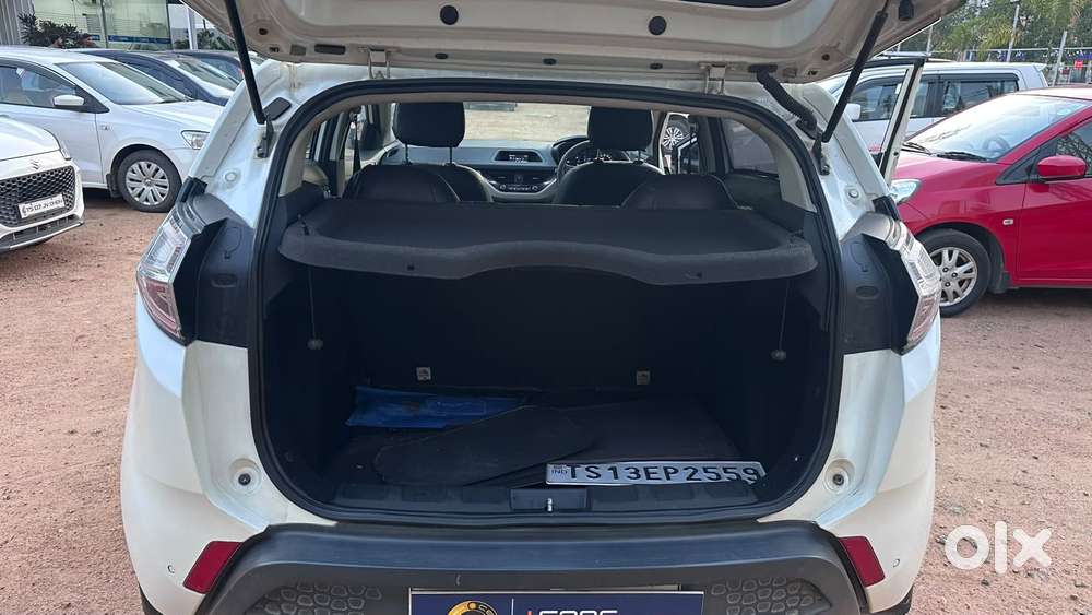 Tata Nexon 1.5 Revotorq Xm (s), 2019, Diesel