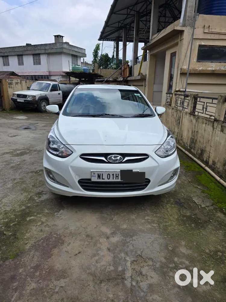 Hyundai Verna 2012