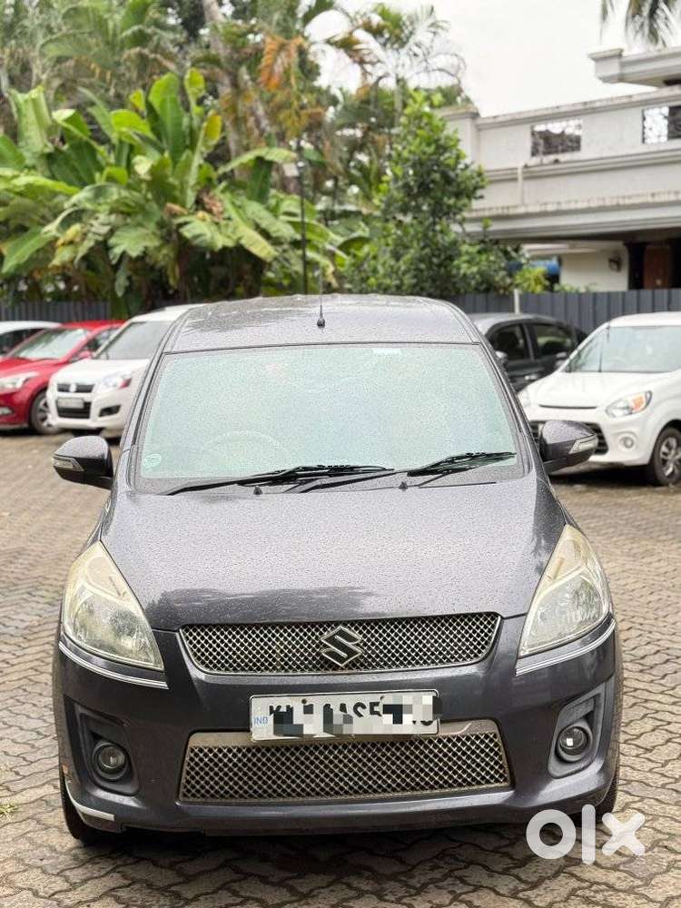 Maruti Suzuki Ertiga Zxi, 2013, Petrol