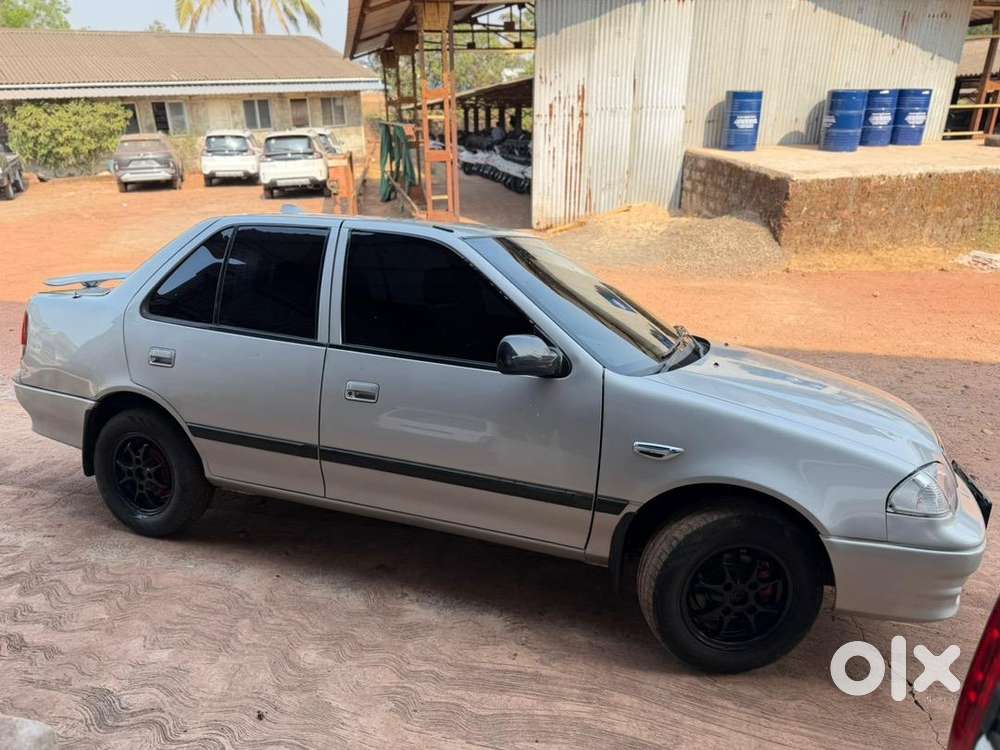 Maruti Suzuki Esteem 2004 Petrol 85000 Km Driven