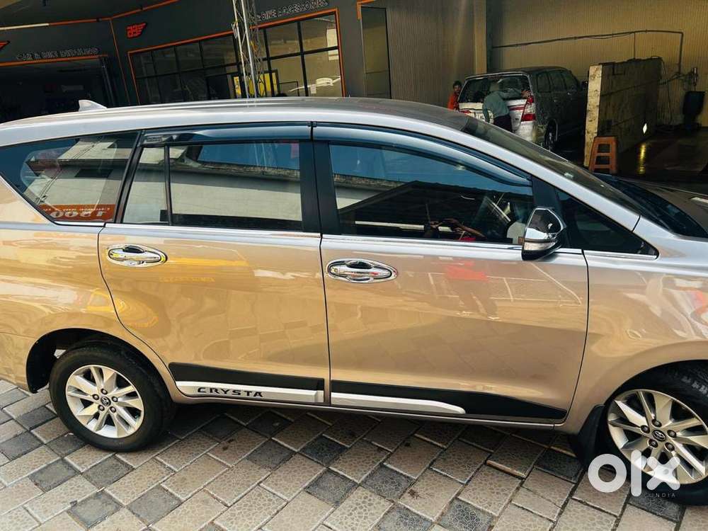 Toyota Innova Crysta 2017 Diesel Automatic