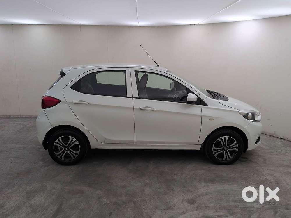 Tata Tiago Xza, 2019, Petrol