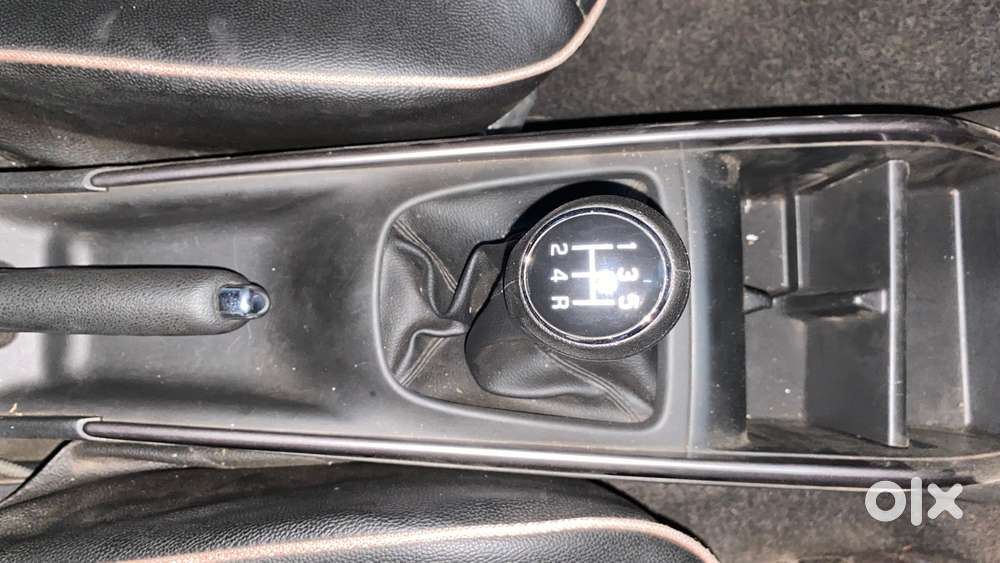 Maruti Suzuki Baleno Zeta, 2022, Petrol