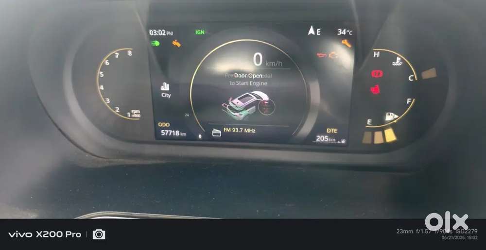 Tata Harrier 2024 Diesel 70000 Km Driven