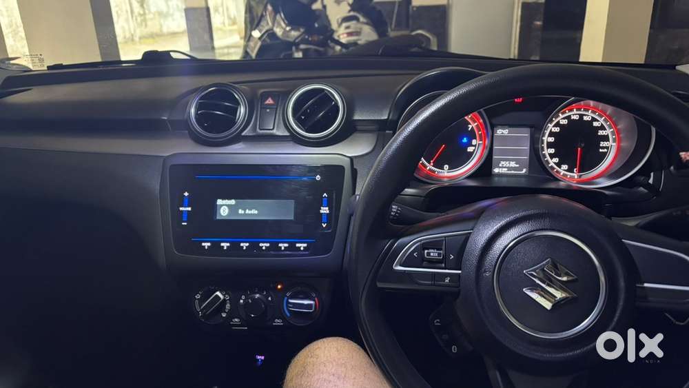 Maruti Swift Petrol 2024
