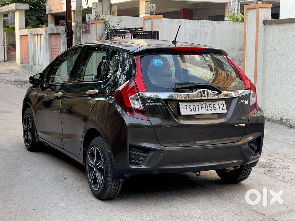 Honda Jazz V Automatic, 2017, Petrol