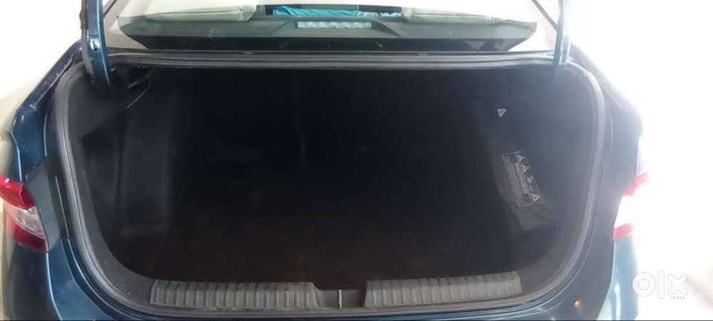 Skoda Slavia 1.5 Tsi Top End