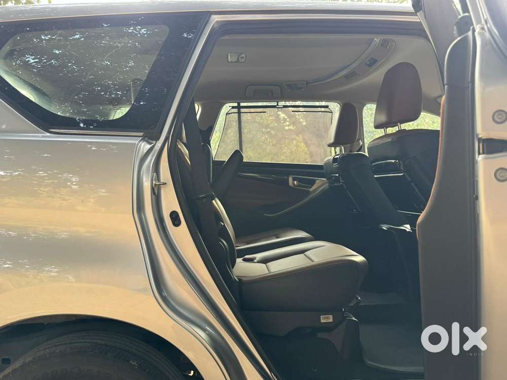 Toyota Innova Crysta [2020-ongoing] 2.4 Zx At 7 Str, 2022, Diesel