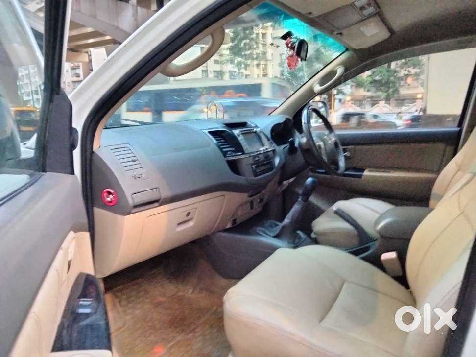 Toyota Fortuner 2011-2016 4x2 Manual, 2012, Diesel