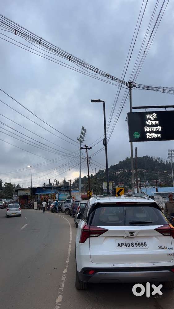 Mahindra Xuv700 2023 Diesel Well Maintained