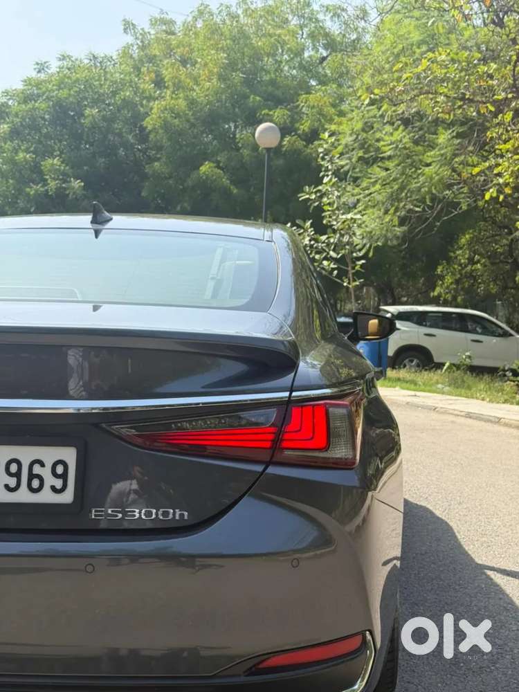 Lexus Es, 2023, Petrol