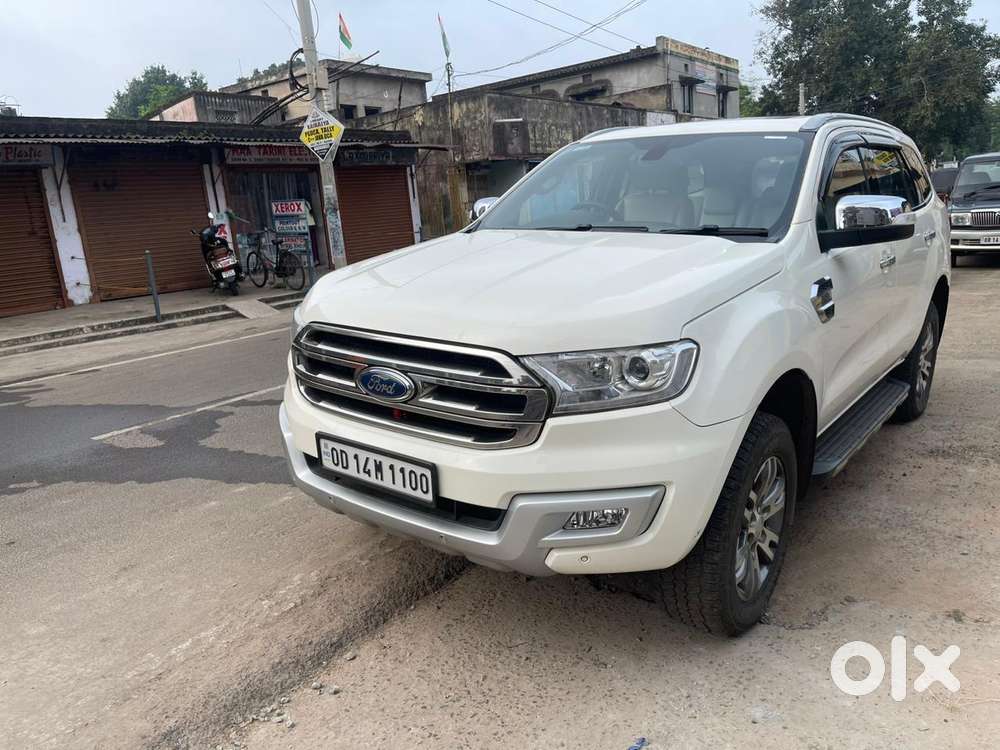Ford Endeavour 3.2 Titanium At 4x4, 2017, Diesel