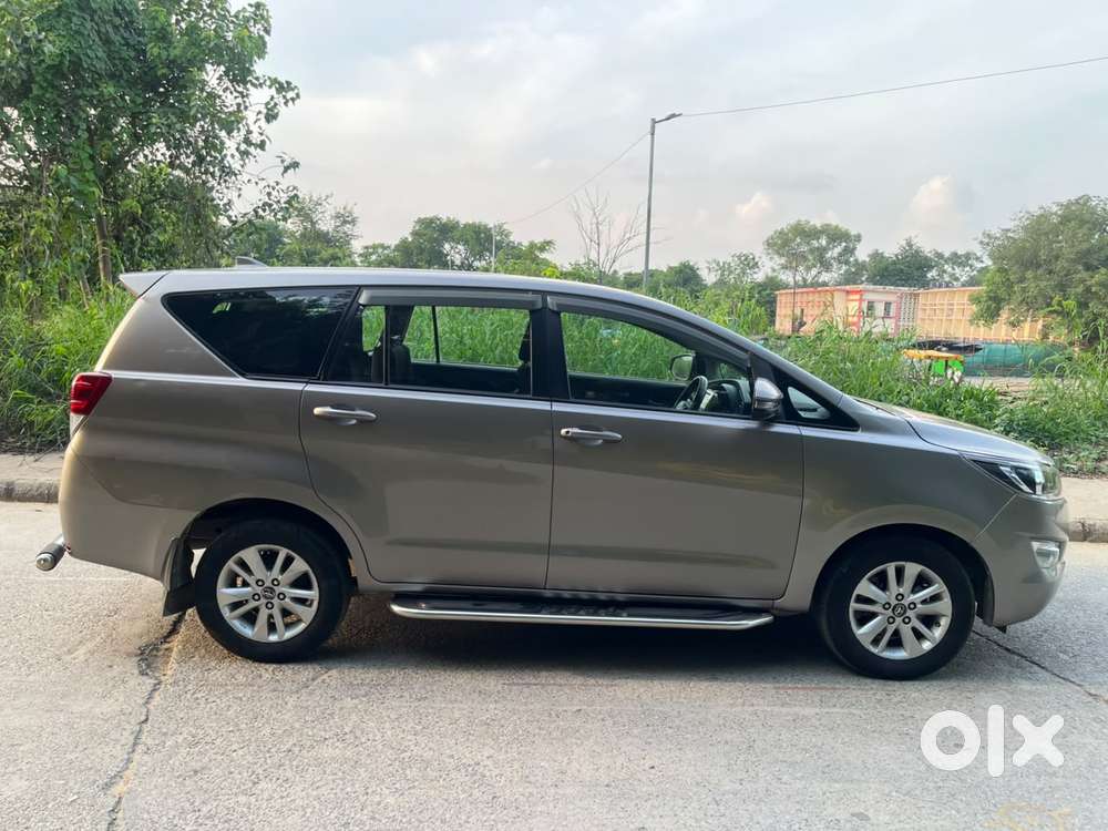 Toyota Innova Crysta 2.4 G Mt, 2019, Diesel