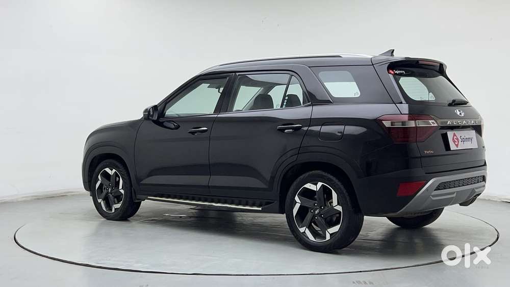 Hyundai Alcazar 1.5 Tdct Signature (o) 7s Petrol, 2023, Petrol