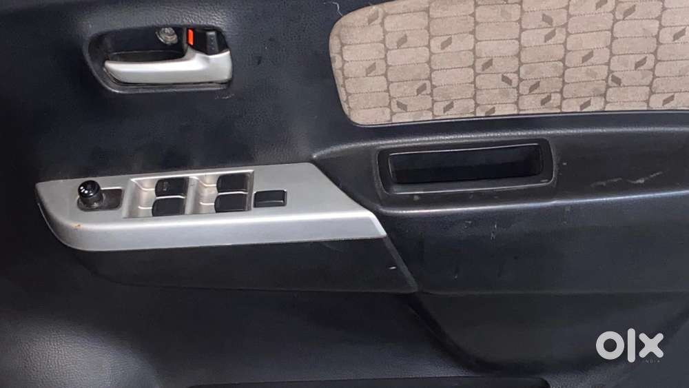 Maruti Suzuki Wagon R 1.0 Vxi, 2014, Petrol