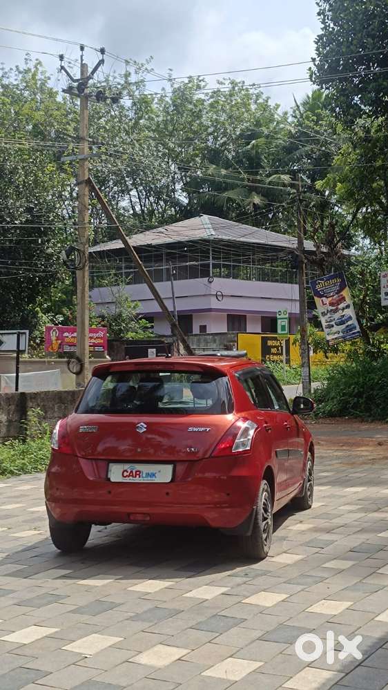 Maruti Suzuki Swift Vxi Optional, 2014, Petrol
