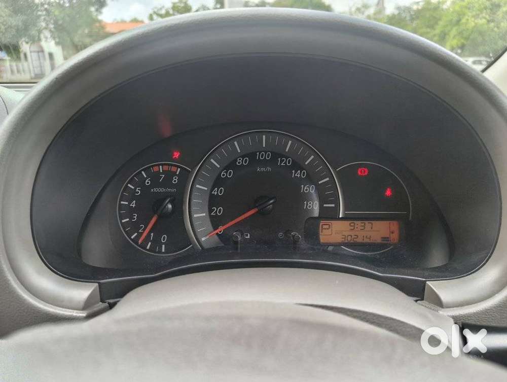 Nissan Micra Xv Cvt, 2016, Petrol