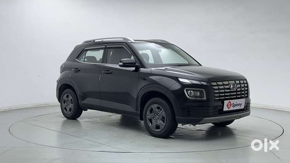 Hyundai Venue 1.2 S (o), 2024, Petrol