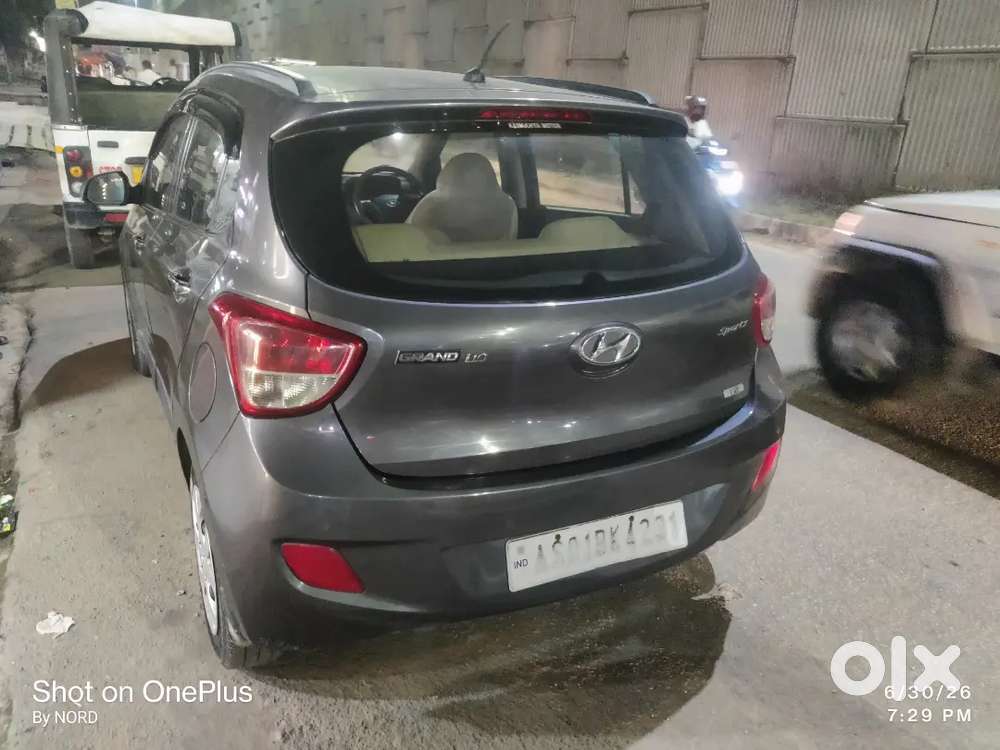 Hyundai Grand I10 Sportz 2nd Owner 2014