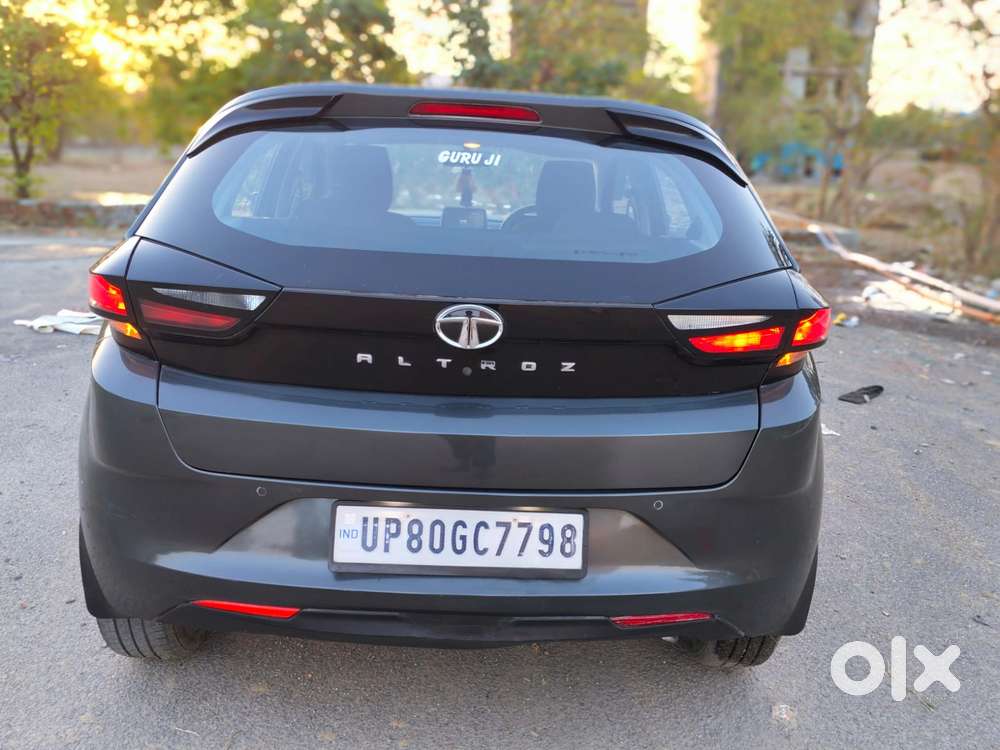Tata Altroz 1.2 Xt, 2022, Petrol
