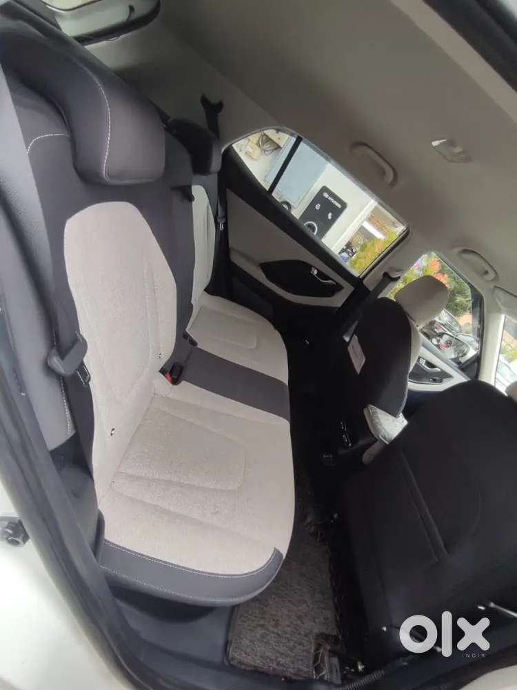 Hyundai Creta Ev 2025 Electric 17000 Km Driven Accessories 130000