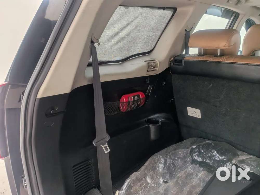 A Pristine Xuv 500 Single Handed Driven , Hr Number , Well Kept