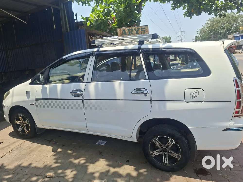 Toyota Innova Hycross 2006 Diesel 4th Owner