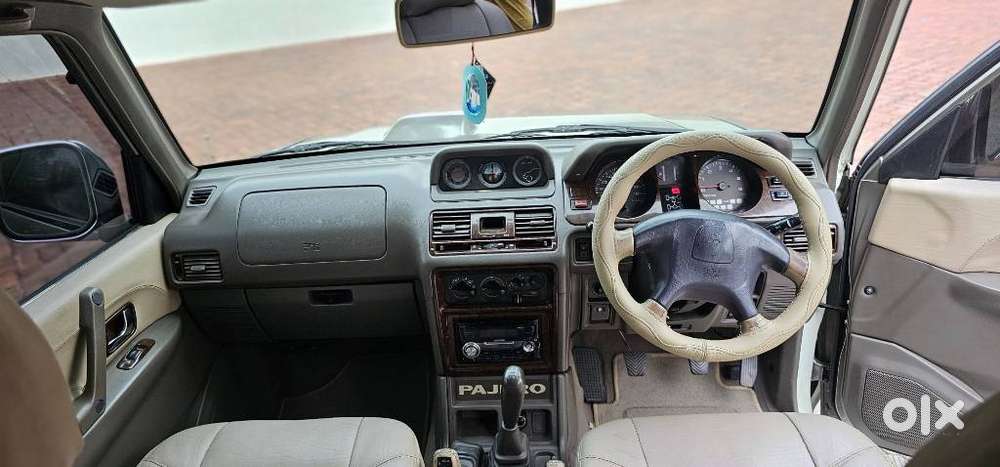 Mitsubishi Pajero Sport 2.5 Manual, 2011, Diesel