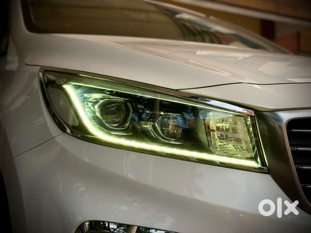 Kia Carnival Limousine 2021