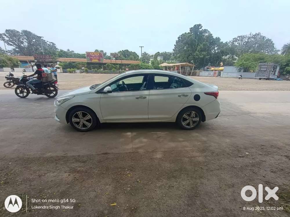 Hyundai Verna 1.6 Sx (o) Vtvt, 2018, Petrol