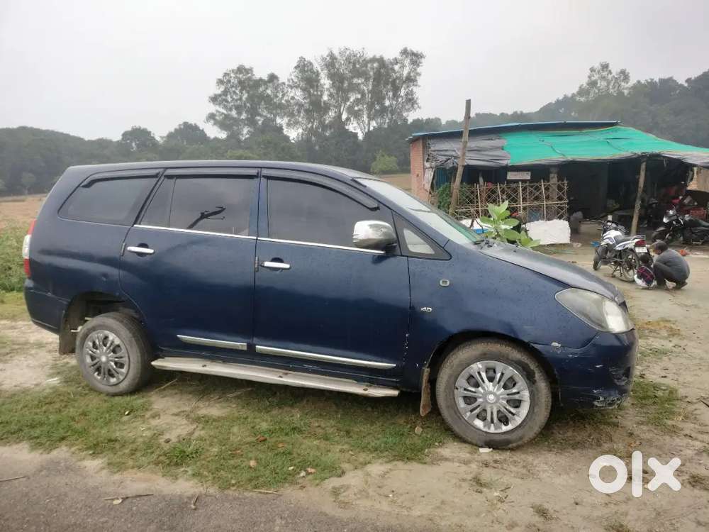 Toyota Innova 2006 Diesel 130000 Km Driven